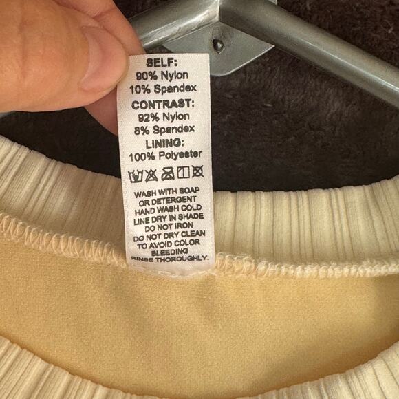 WET Sz Small Swim Shirt Rash Guard Cropped With Cups Ivory Mesh NWT - Picture 4 of 8